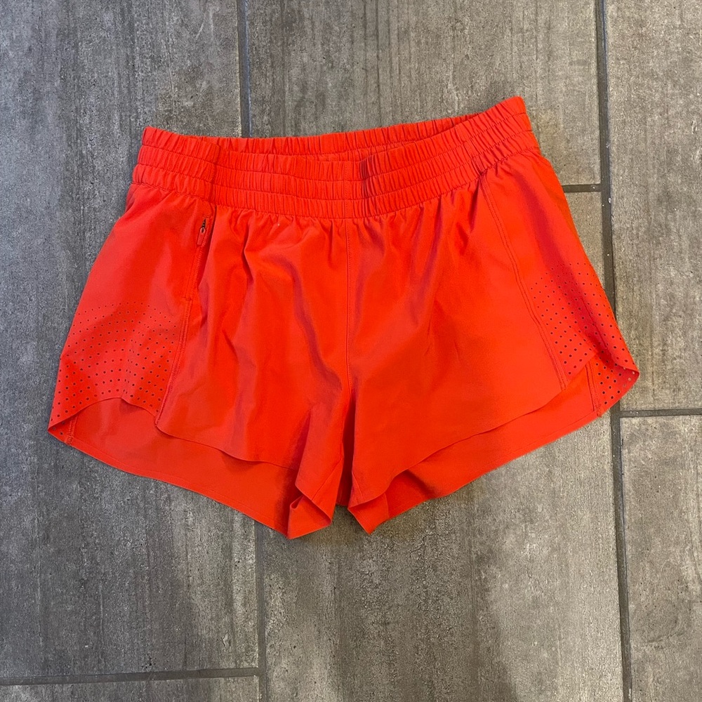 Athleta Hustle 3” short